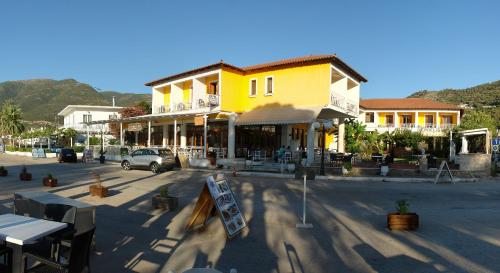 Verdelis Inn