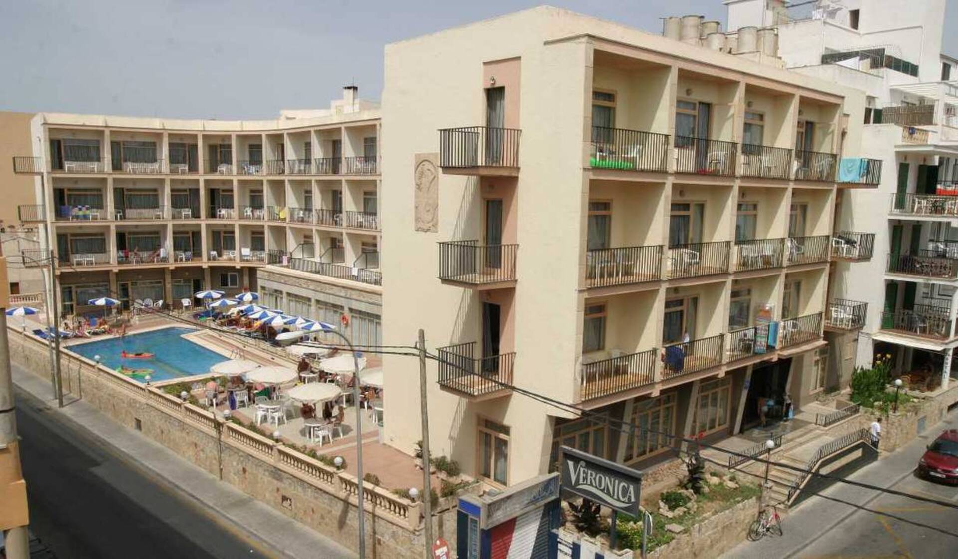 Hotel Iris