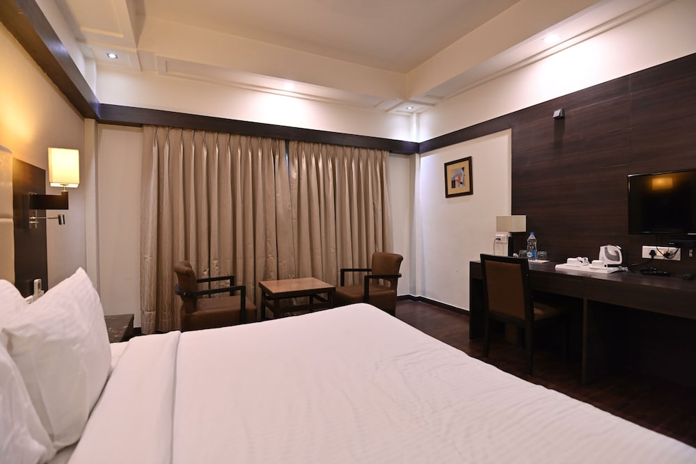 Orient Resort