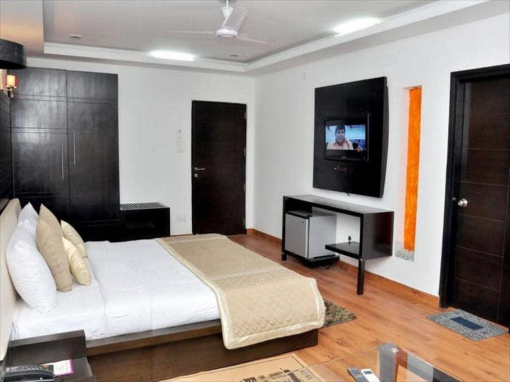 Hotel Sai Shatabdi