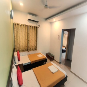 Hotel Anand