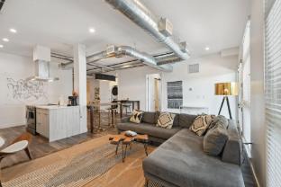 Image of Sweet Escape Luxury Urban Cowboy Rino Arts Loft - JZ Vacation Rentals