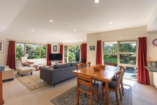 Casa Bella - Nelson Holiday Home