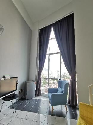 Pillow Talk atThe CEO Duplex LoftA / port 6.5km*wifi