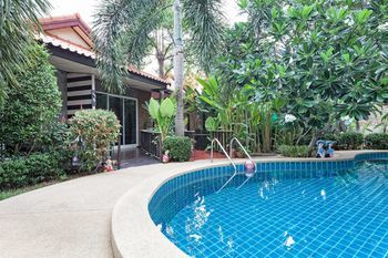 ZEN Rooms Soi Baan Khun Penn
