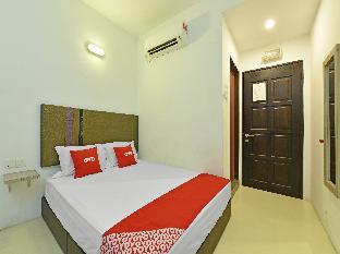 Exterior of Super OYO Capital O 90556 Hotel Cherita Rooms
