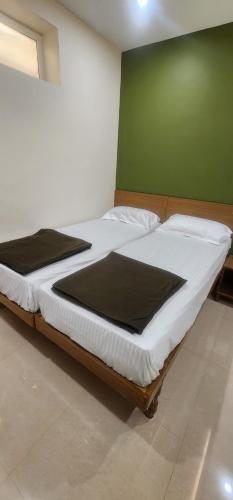 Sri Krishna Lodge
