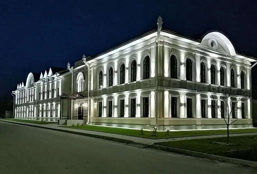 Vozdvizhenskij Hotel
