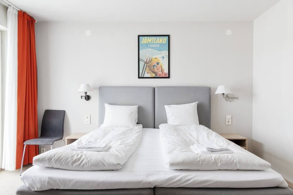 Tott Mountain Retreat – Ski-In Ski-Out