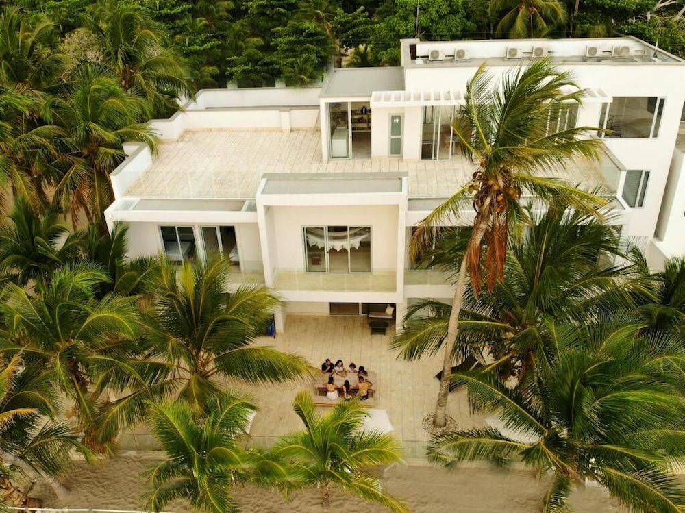 CASA DANAE by HOTEL RILUX