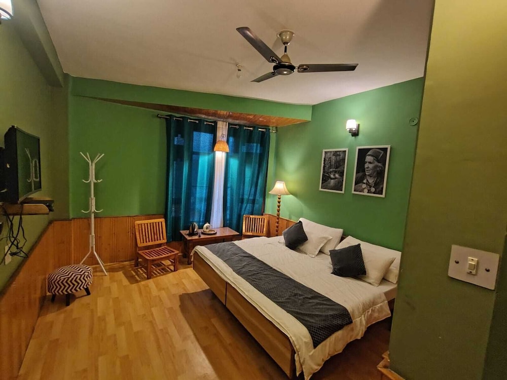 Hs Group of Hotel