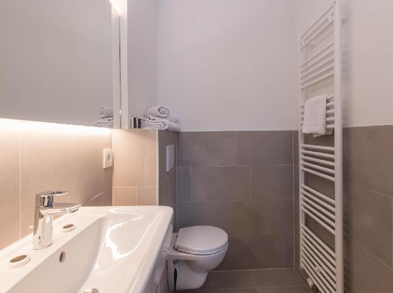 General 181 of 220