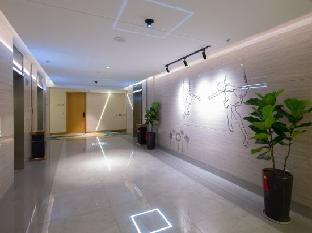General 16 of 89