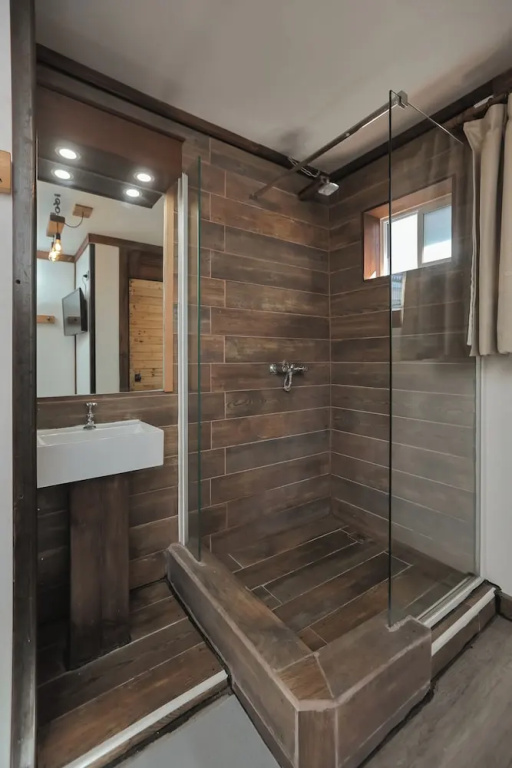 General 225 of 235