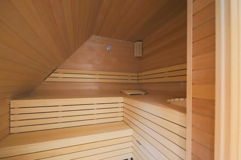 General 44 of 50