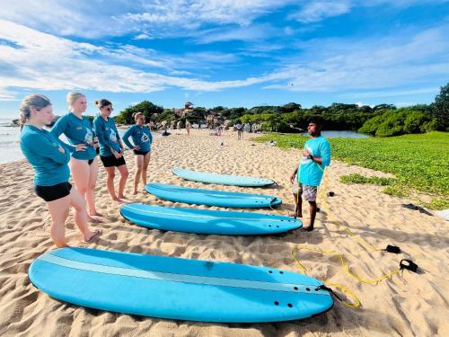 SAHA SURF CAMP & SURF school