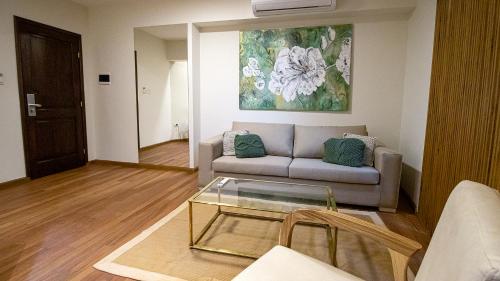 Salta Suite