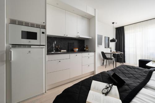 Sky Hotel Apartments City