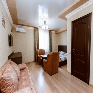 Loza Hotel