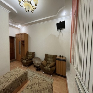 City Hotel