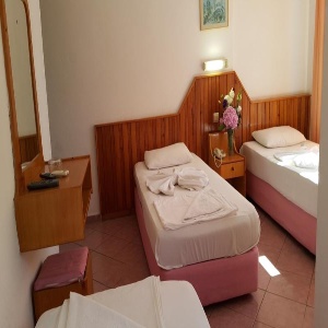 Midi Hotel
