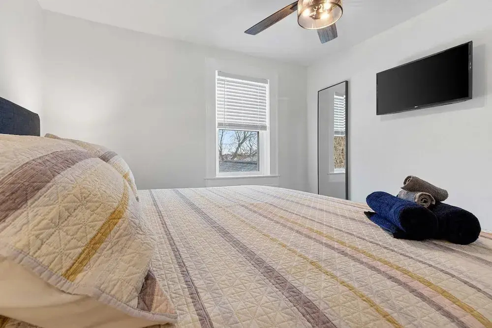 Exterior of Small Town Retreat- 5br- Movie Theater Room