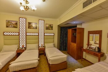 Al Mokhtara Golden Hotel