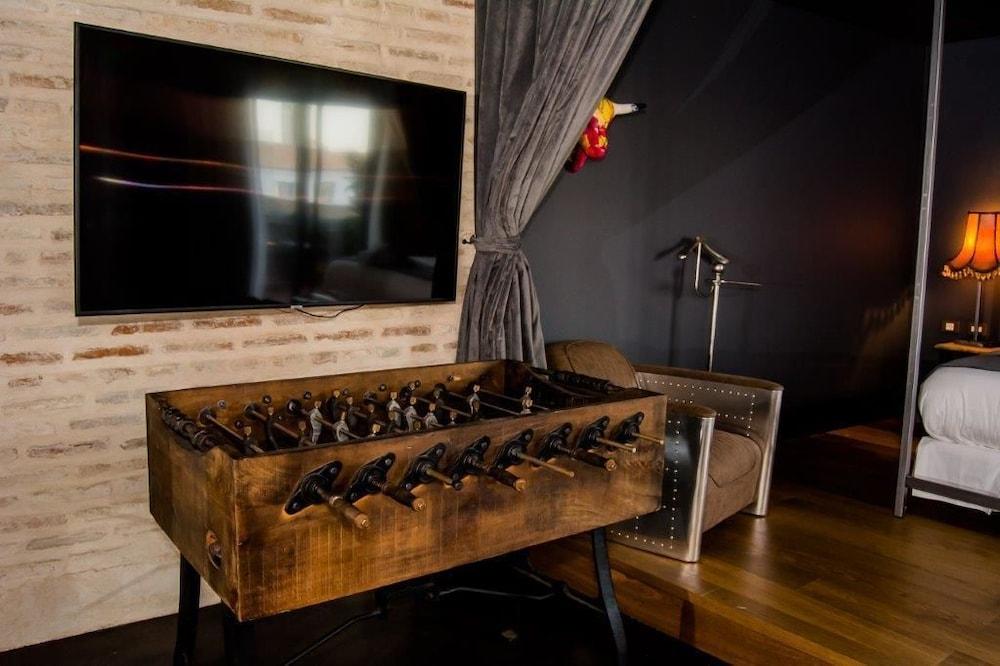 General 263 of 278