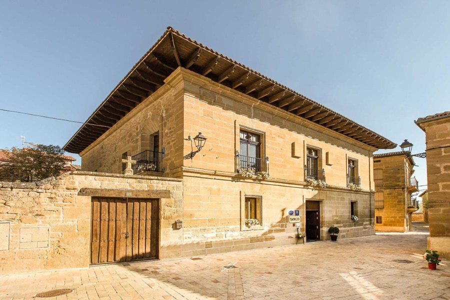 Rusticae Hotel Teatrisso