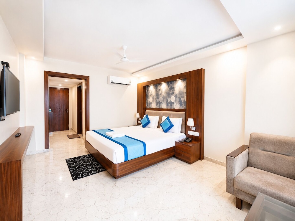 Ambika Inn - near Temple & Sea Beach
