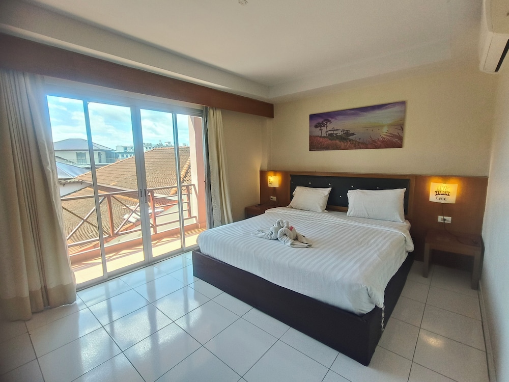 Bonanza Patong Hotel