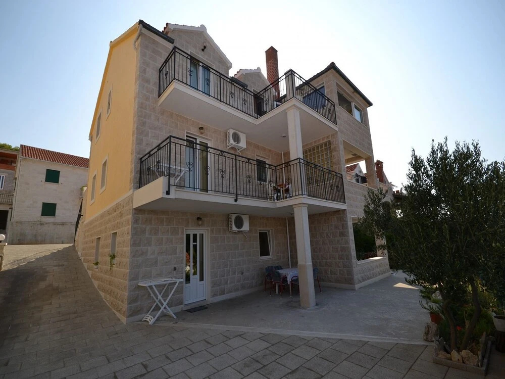 Suzane - Terrace and sea View - A-alen Deluxe