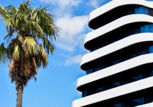 Yacht Hotel