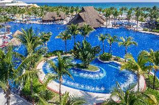 Exterior of Barceló Maya Palace - All Inclusive