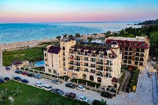 Sunny Castle Hotel - All Inclusive Beach and Free parking