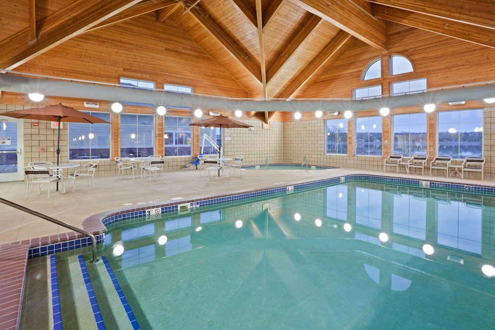 Americinn By Wyndham Fort Pierre Conference Center