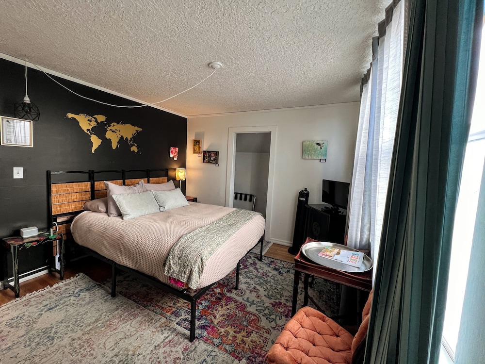 The Starry Night Inn